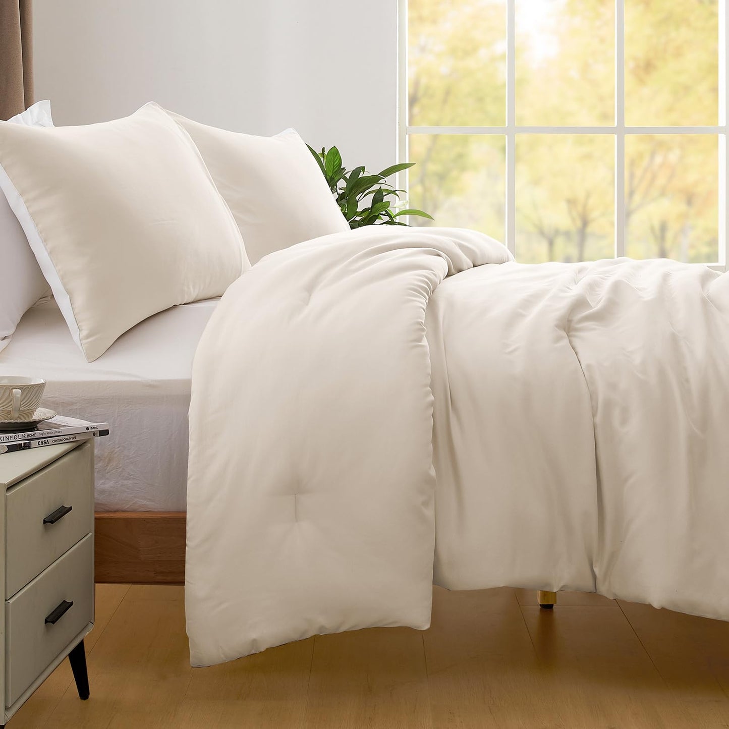 Lightweight Beige Comforter Set Queen Size, Fluffy Comforters