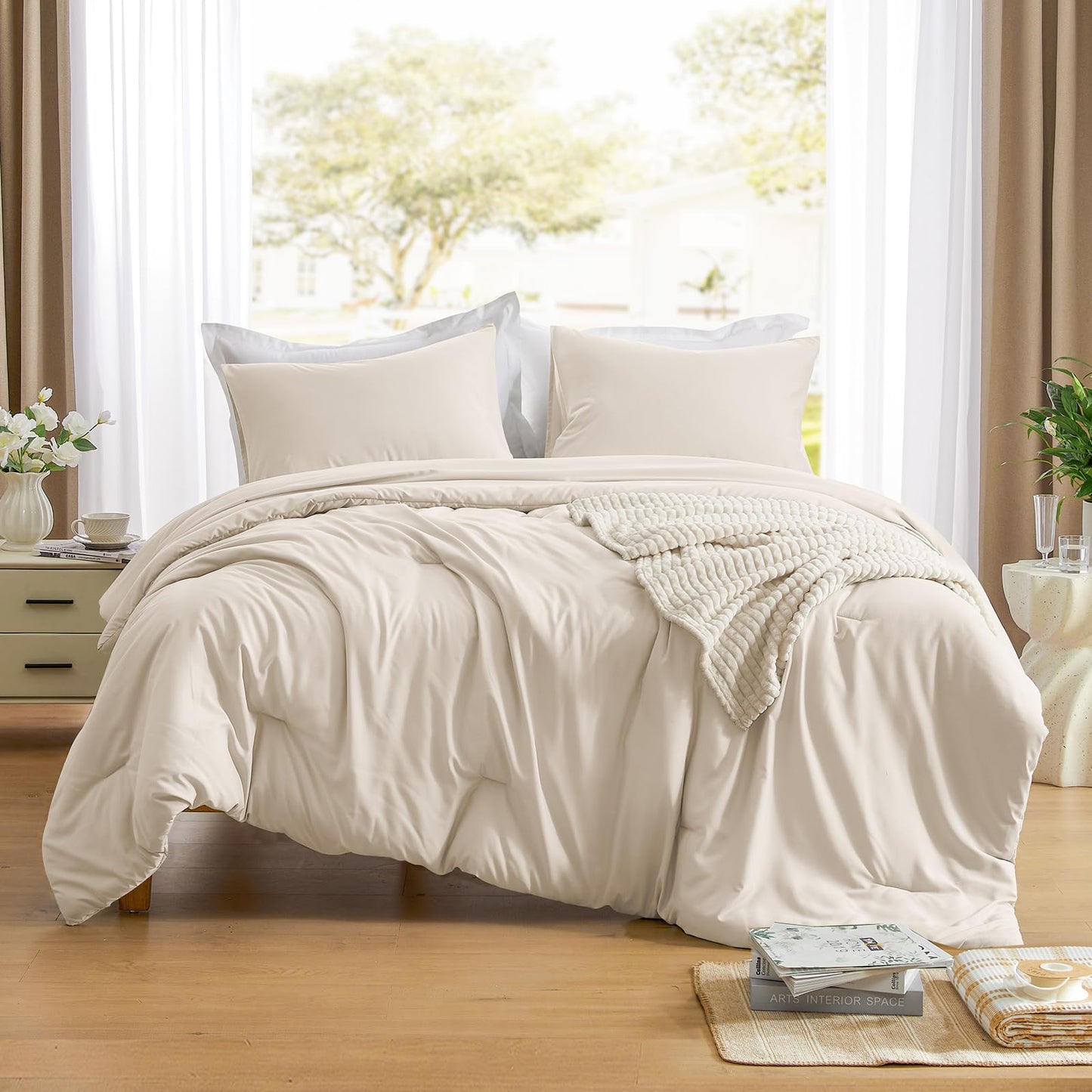 Lightweight Beige Comforter Set Queen Size, Fluffy Comforters