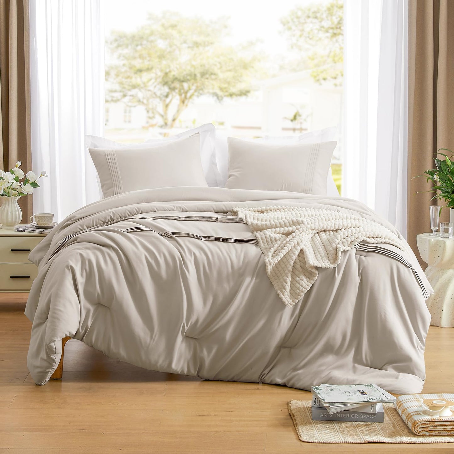 Lightweight Beige Comforter Set Queen Size, Fluffy Comforters