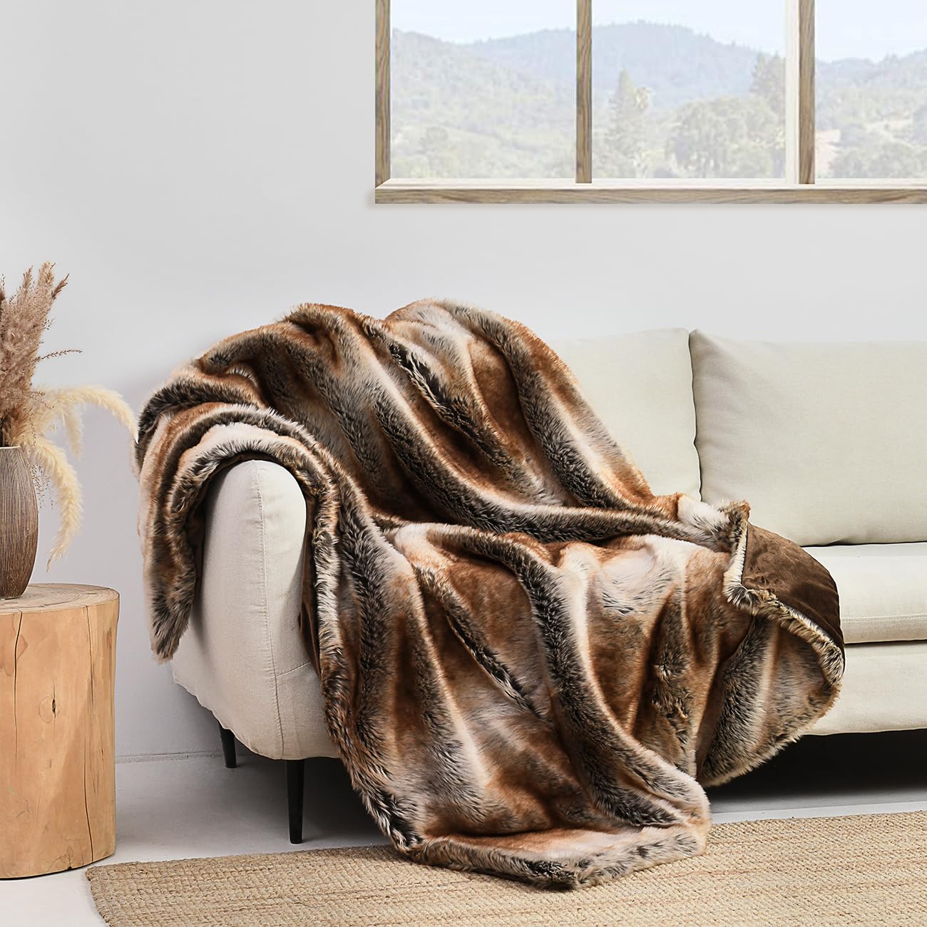 Luxury Plush Faux Fur Blanket King Size, Long Pile Brown with Black