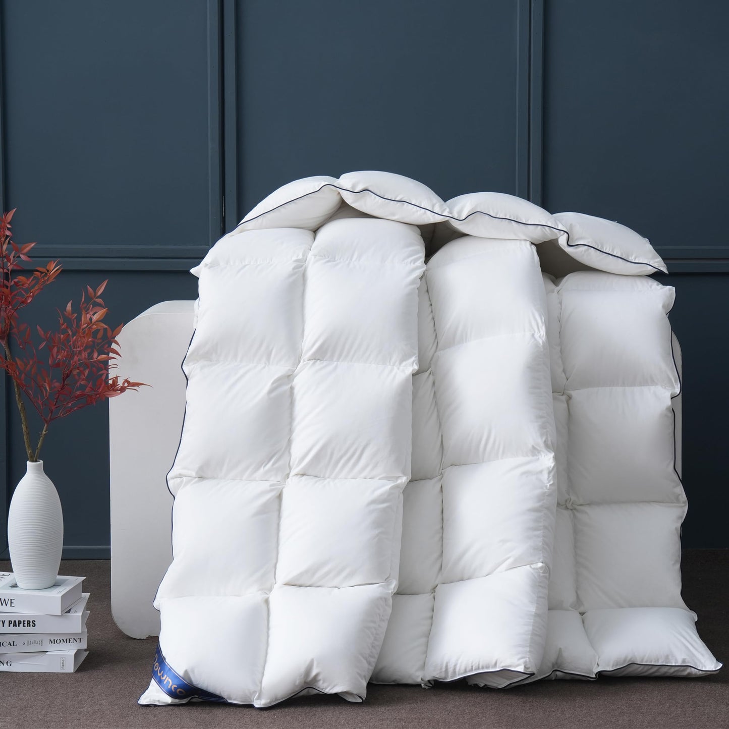 Ultra Soft Hotel Collection - All Season White Queen Down Comforter