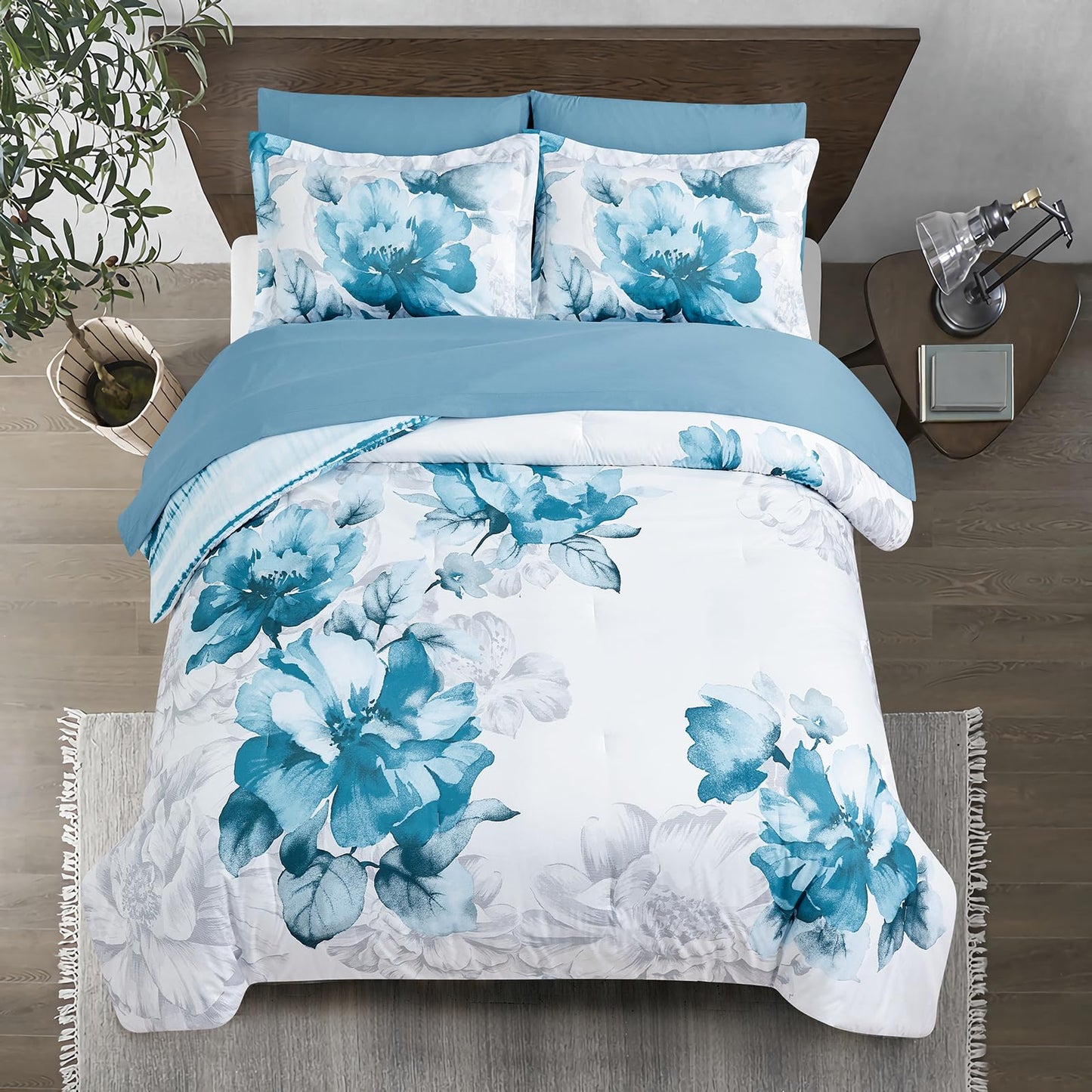 7 Pieces Queen, with Light Weight Soft Poly Fill, Printed Teal Grey Big Florals