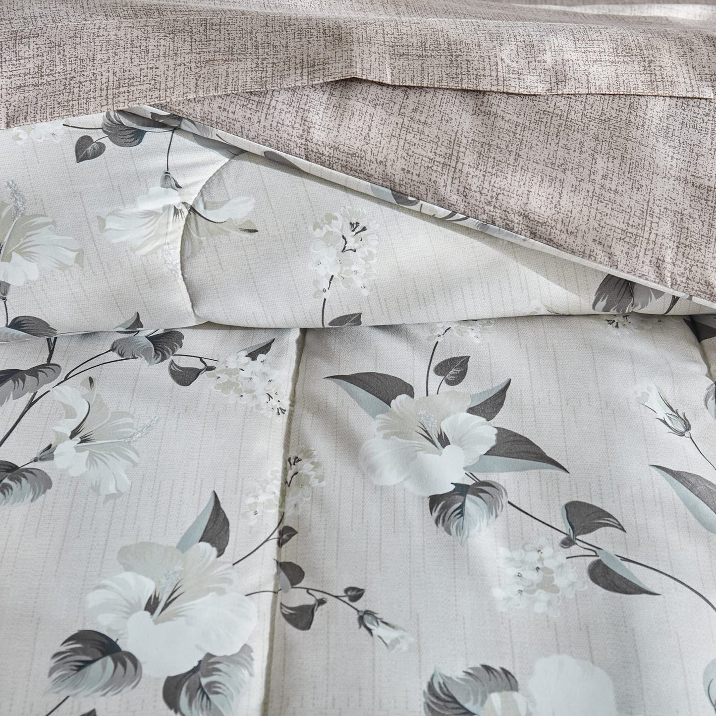 Flower Comforter Sheet Set Gray Bed in a Bag 7 Pieces Queen Size