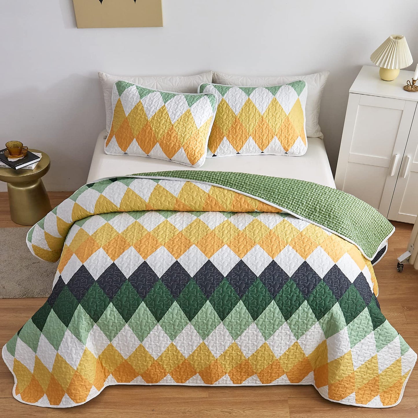 Yellow Green Rhomb Plaid Quilt Set 3pc Queen Size Reversible Coverlet