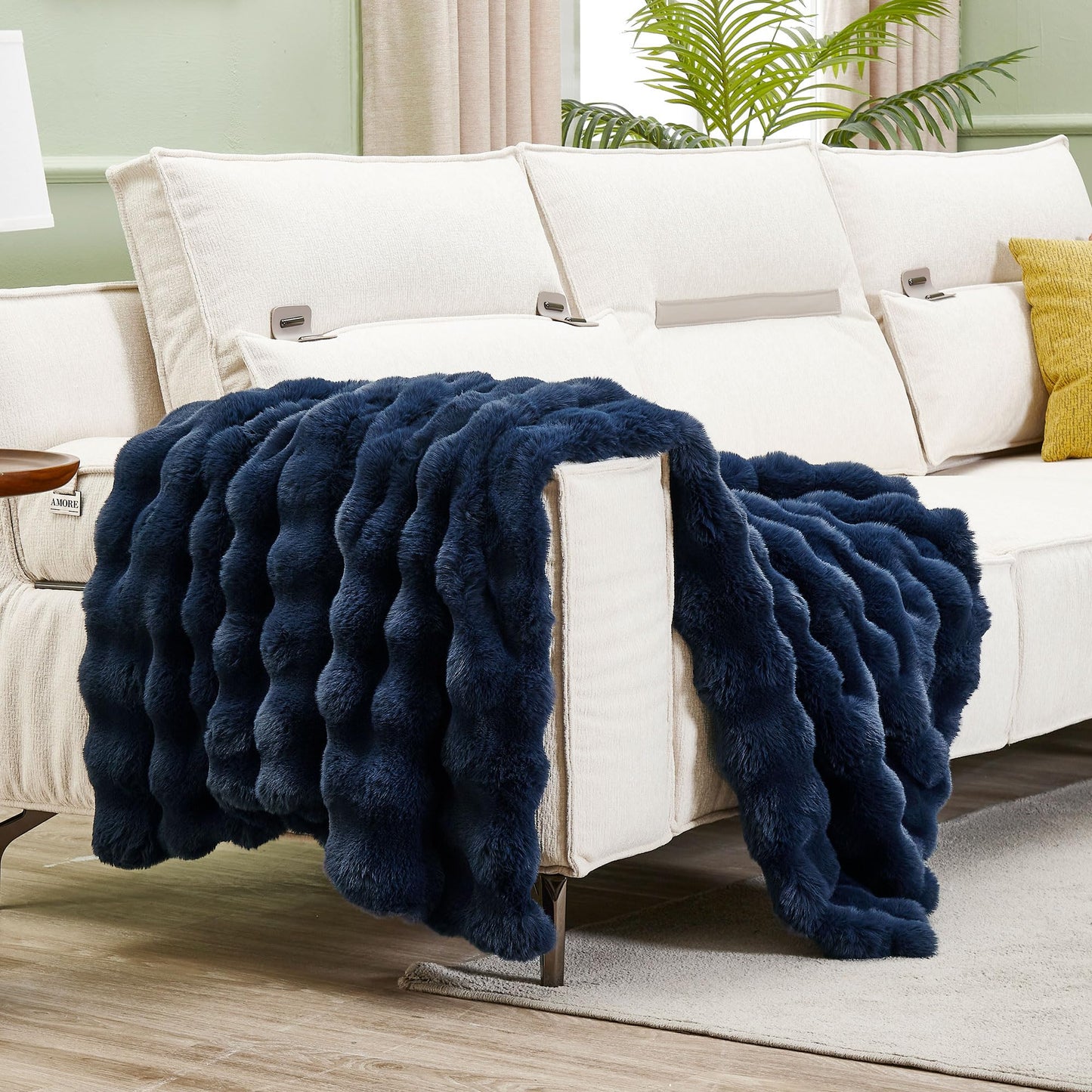 Soft Thick Fuzzy Faux Rabbit Fur Throw Blanket for Couch Sofa